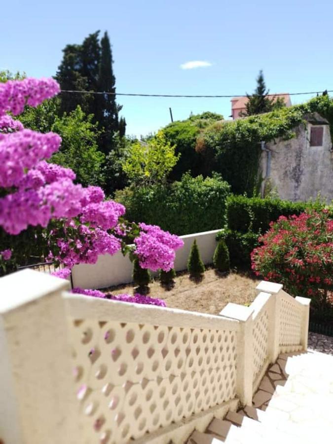 Villa Kadinela, 200M From Kamenjak, Huge Quiet Garden With Barbecue, 2 New Kitchens Премантура Экстерьер фото