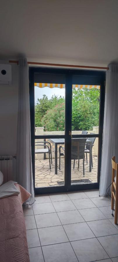 Villa Kadinela, 200M From Kamenjak, Huge Quiet Garden With Barbecue, 2 New Kitchens Премантура Экстерьер фото
