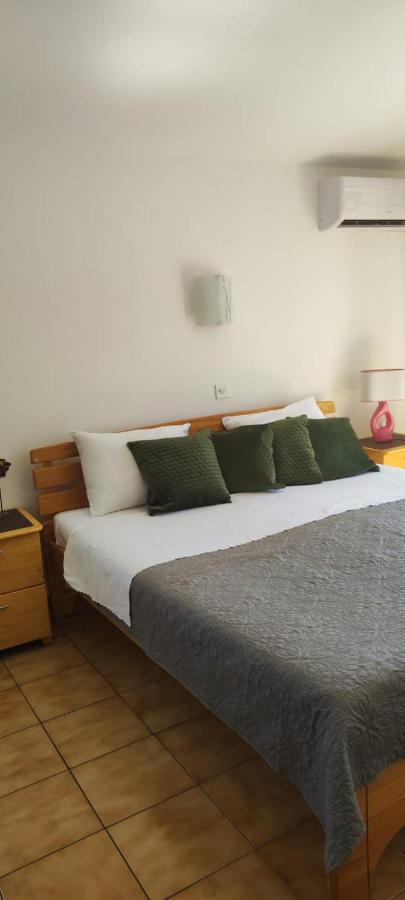 Villa Kadinela, 200M From Kamenjak, Huge Quiet Garden With Barbecue, 2 New Kitchens Премантура Экстерьер фото