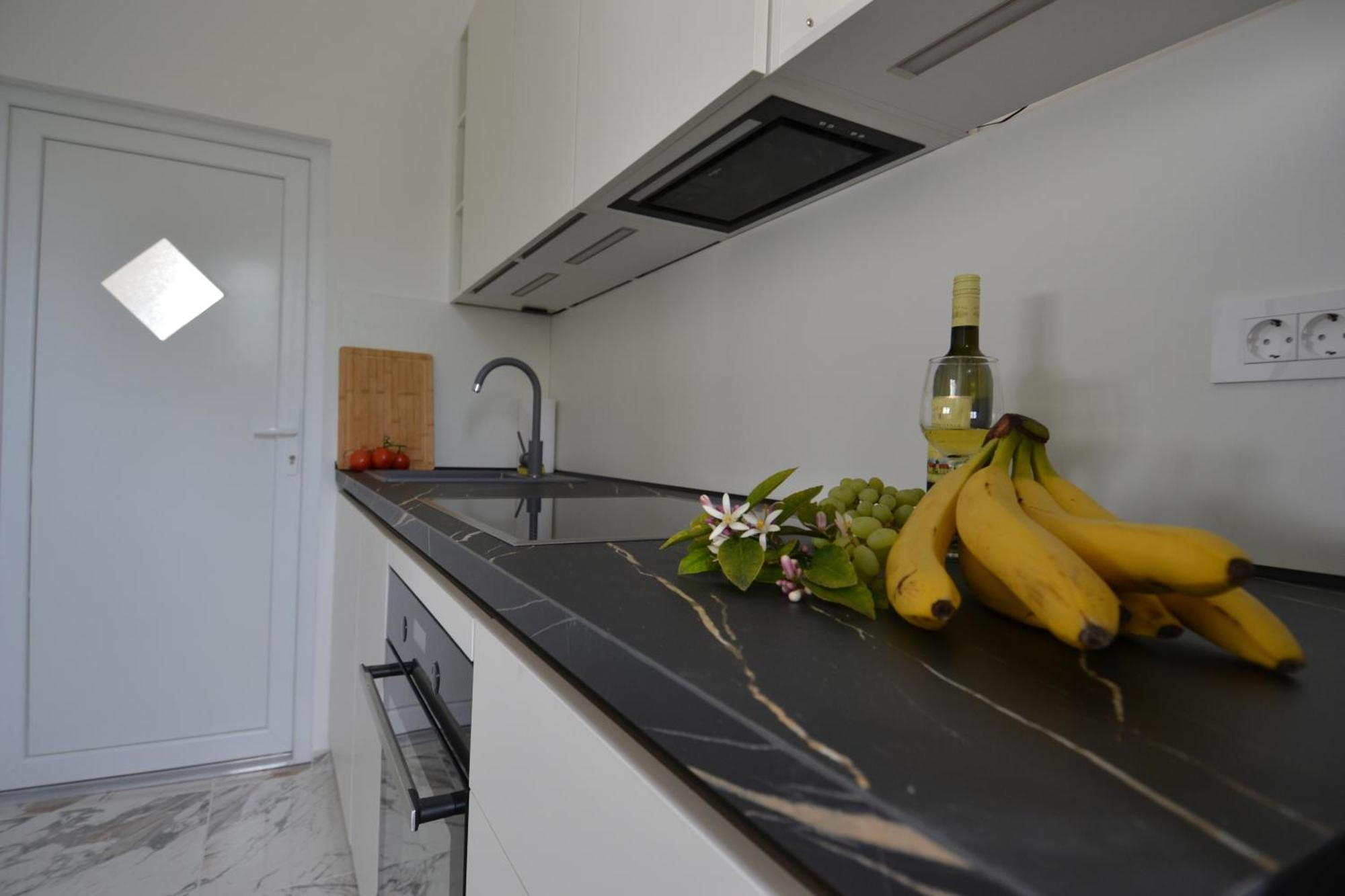 Villa Kadinela, 200M From Kamenjak, Huge Quiet Garden With Barbecue, 2 New Kitchens Премантура Экстерьер фото